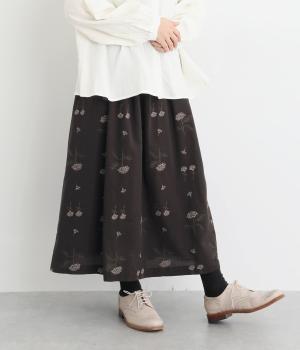 コットン平織起毛 総柄刺繍スカート(スミクロ-F)
