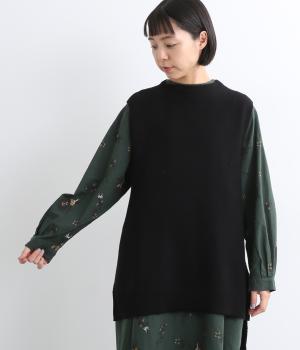 アクリルコットンガーダー編み　モックネックニットベスト(クロ-F)