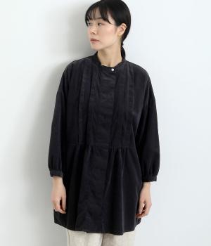 コットンコーデュロイ日本製品染　タックブラウス(クロ-F)