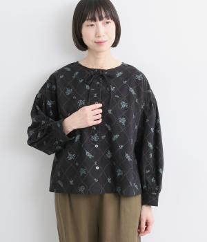 コットン平織起毛総柄プリント2wayブラウス(クロ-F)