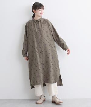 コットン平織起毛総柄プリントシャツワンピース