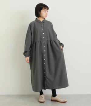 コットンポリエステル平織起毛長袖ワンピース(チャコール-F)