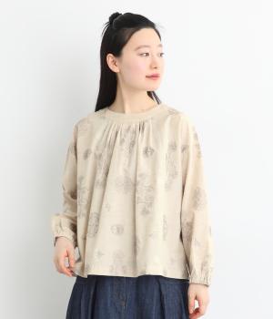 【tukuroi by SUN VALLEY】32×21コットンリネン平織総柄刺繍ブラウス(キナリ-F)