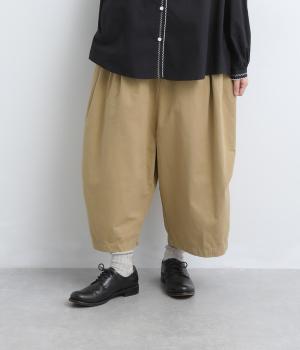 コットンドビークロス　クロップドパンツ(ベージュ-M)