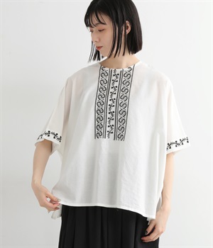 フラワーストーリー２wayプルオーバー(アイボリー-ONESIZE)