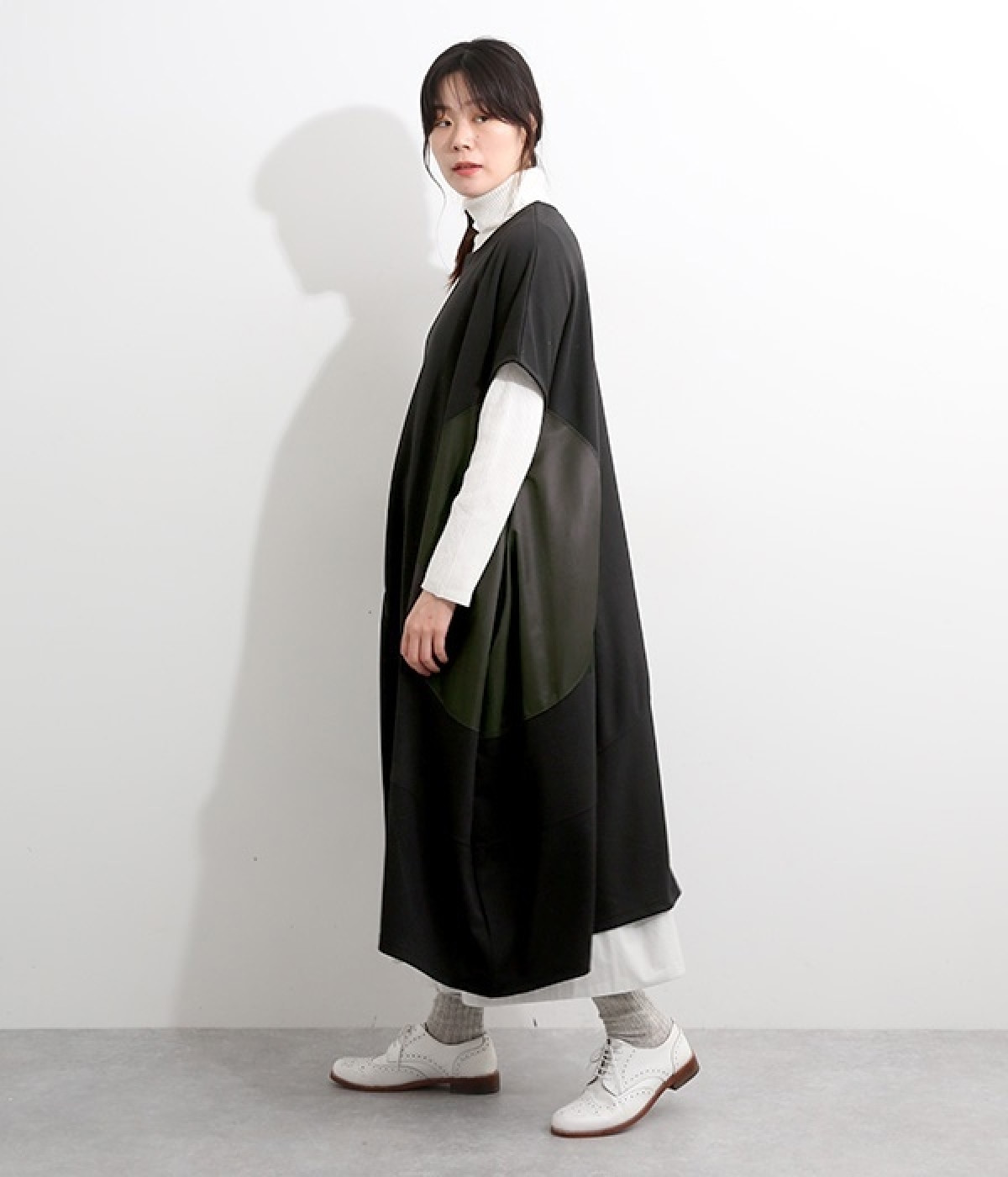 切替えコクーンワンピース(ブラック-ONESIZE)