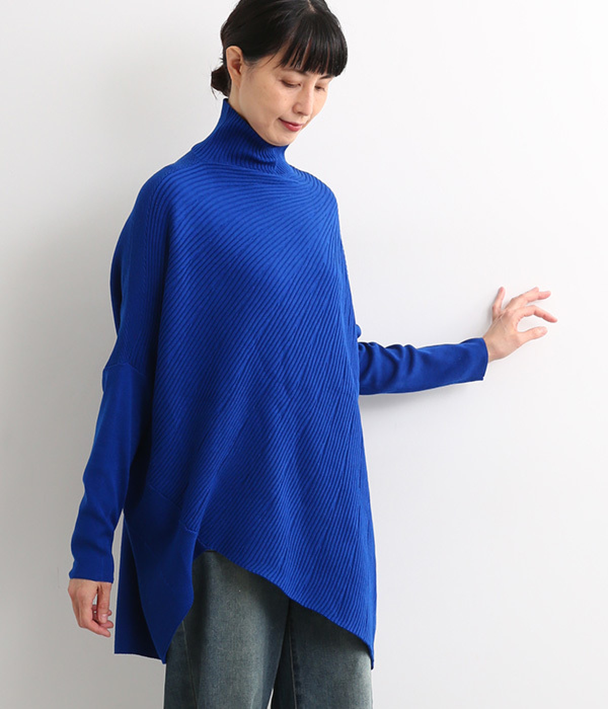 アシンメトリーニットチュニック(ブルー-ONESIZE)