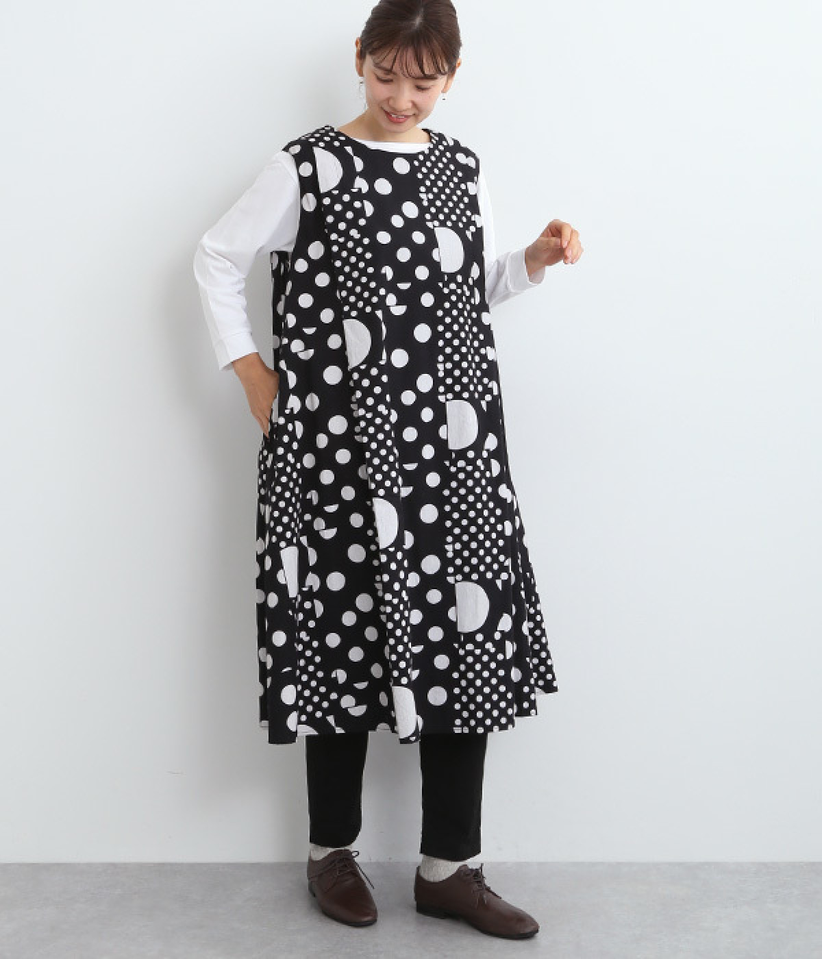 ランダムドット切替えワンピース(ブラック-ONESIZE)