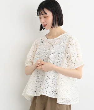 総レース刺繍テントラインプルオーバー(アイボリー-ONESIZE)