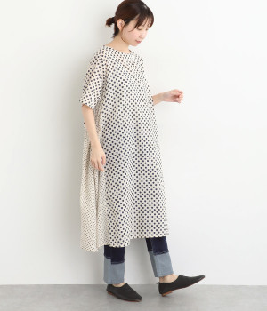 ドットワイドワンピース(ホワイト-ONESIZE)