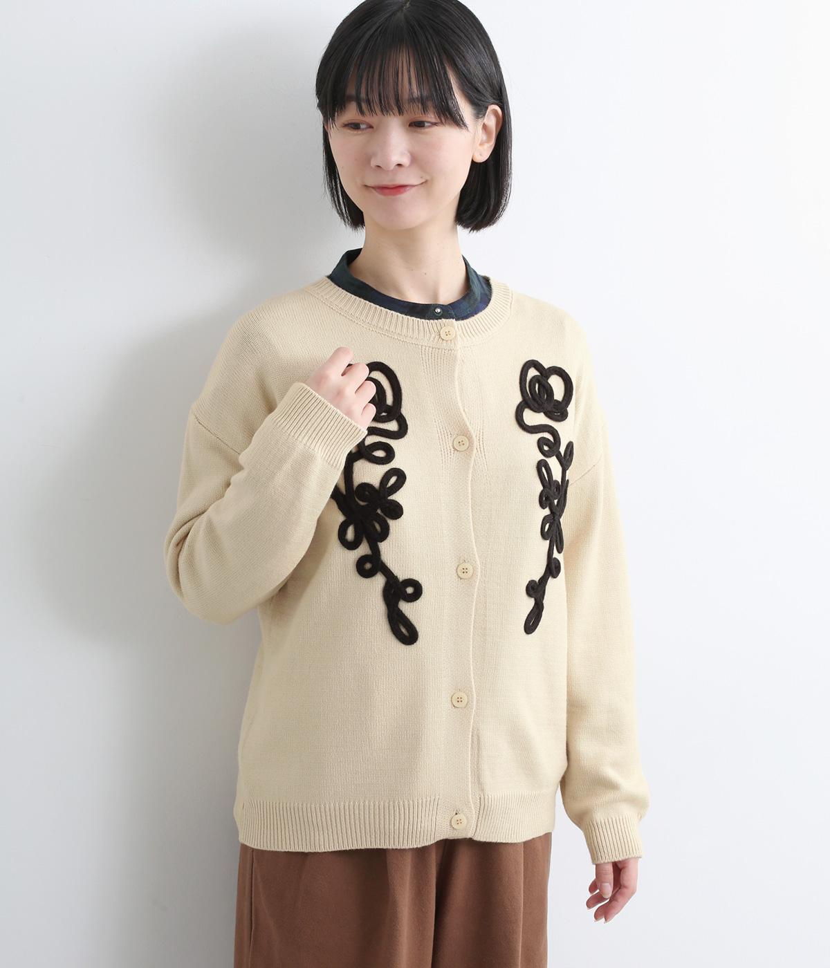フラワーモチーフ刺繍風ニットカーディガン(ベージュ-F)