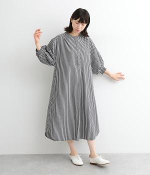 コットンストライプクロス袖ゴムギャザーフレアーワンピース(ブラック-ONESIZE)