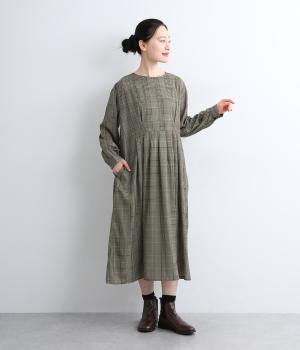 【La La que sera 】チェックプリントタックワンピース(キャメルラインチェック-F)