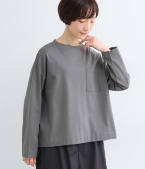 コットンハイネックポケットプルオーバー