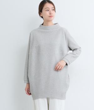 ボトルネックプルオーバー