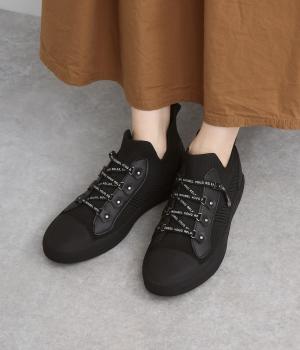 軽量レースアップ　ニットハイカットスニーカー