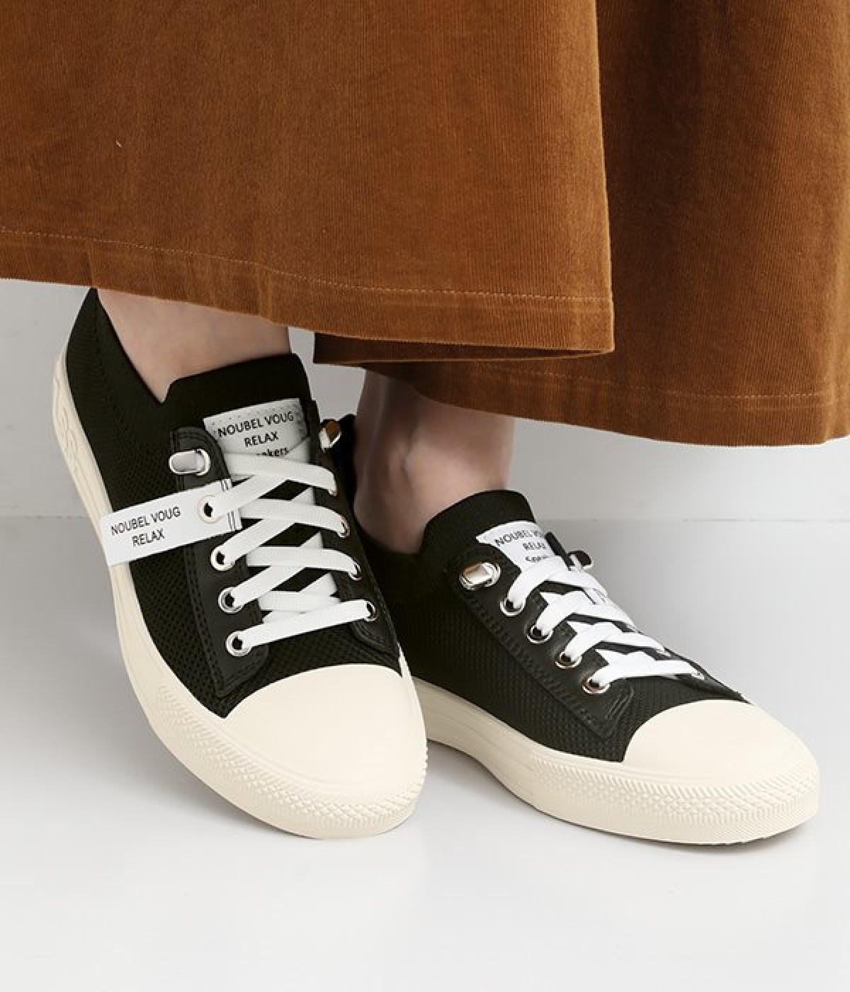 レースアップ　ローカットスニーカー(ブラック-230)