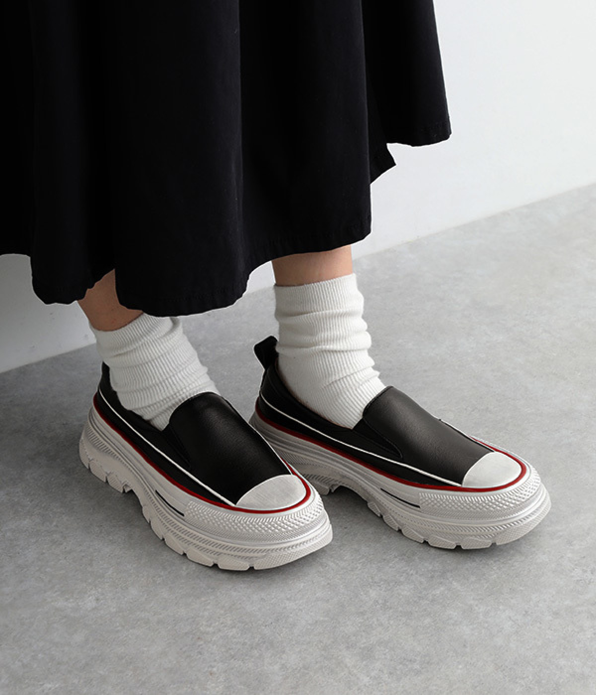 タンクソール　スリッポンスニーカー(ブラック-230)