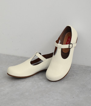 Tストラップシューズ(アイボリー-230)