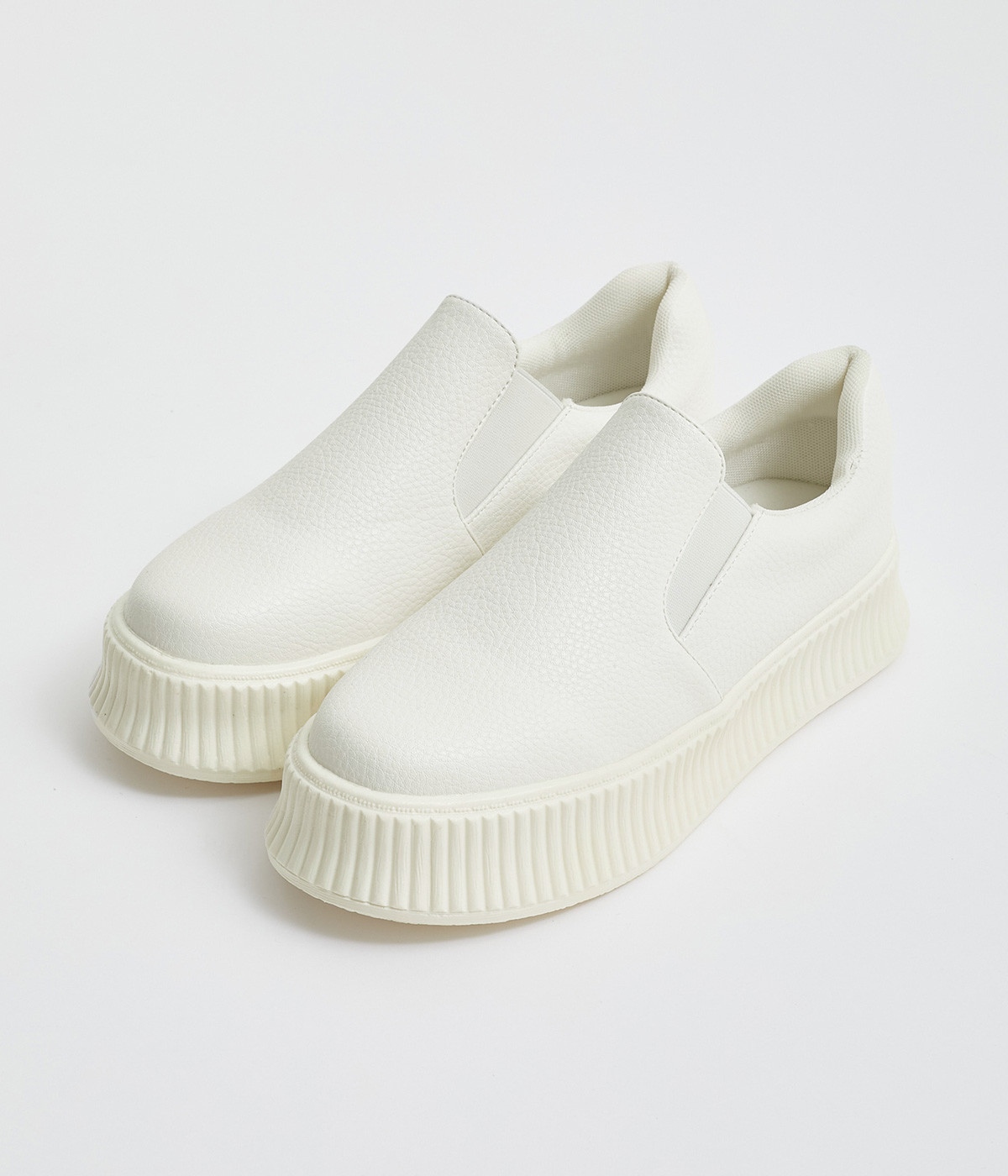 厚底スリッポン