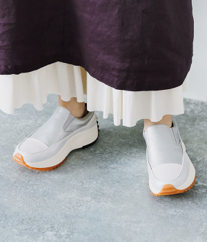 ボリュームソール　スリッポン(シルバー-230)