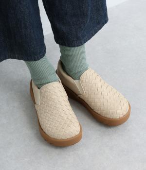 メッシュ編みスリッポン