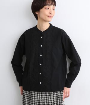 コットンスカラ刺しゅう前開きブラウス(クロ-F)