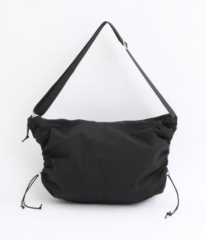 ワッシャーナイロンドロストショルダーバッグ(ブラック-ONESIZE)