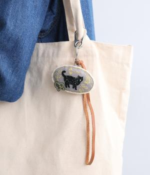 モチーフチャーム｢ネコとフラワー｣(グレー-ONESIZE)