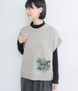SUPER HAKKA×サクマ ユウコ ｢森の家｣/｢SQUIRREL｣モチーフ刺繍メランジウールニットベスト(グレー-F)