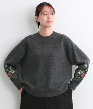 ヒメツバキ刺繍メリノウールニットプルオーバー(チャコール-F)