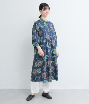 80ローンルシオール加工ブーケとリスプリントワンピース(ネイビー-F)