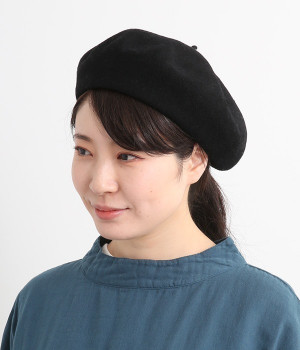 チョボ付き　ウールバスクベレー(ブラック-ONESIZE)