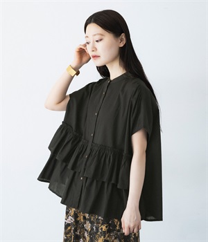 キャンブリック　フリル付きブラウス(ブラック-ONESIZE)