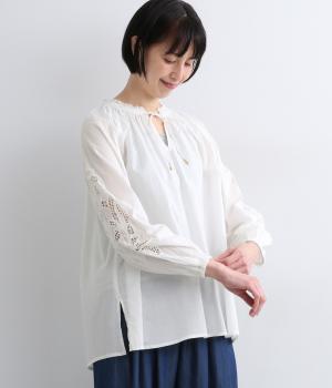 キャンブリックボイル袖刺繍プルオーバー(オフ-F)