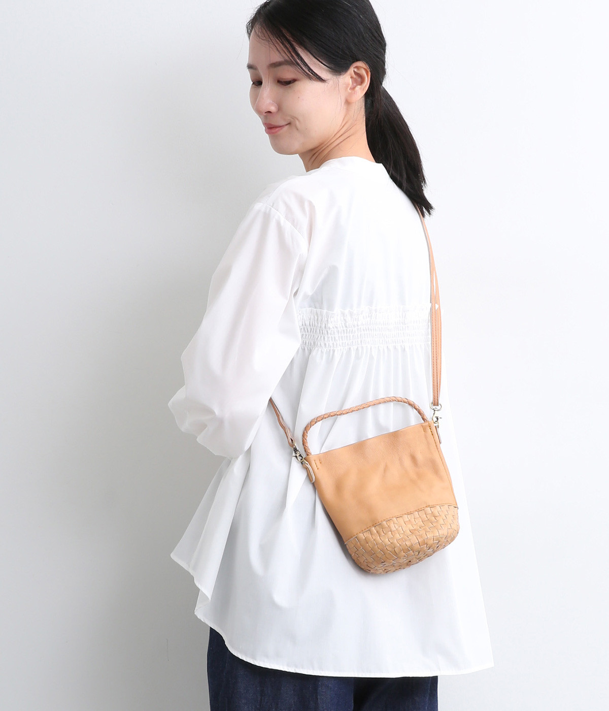 【Kyuca】2WAYラウンドミニトート(ベージュ-ONESIZE)