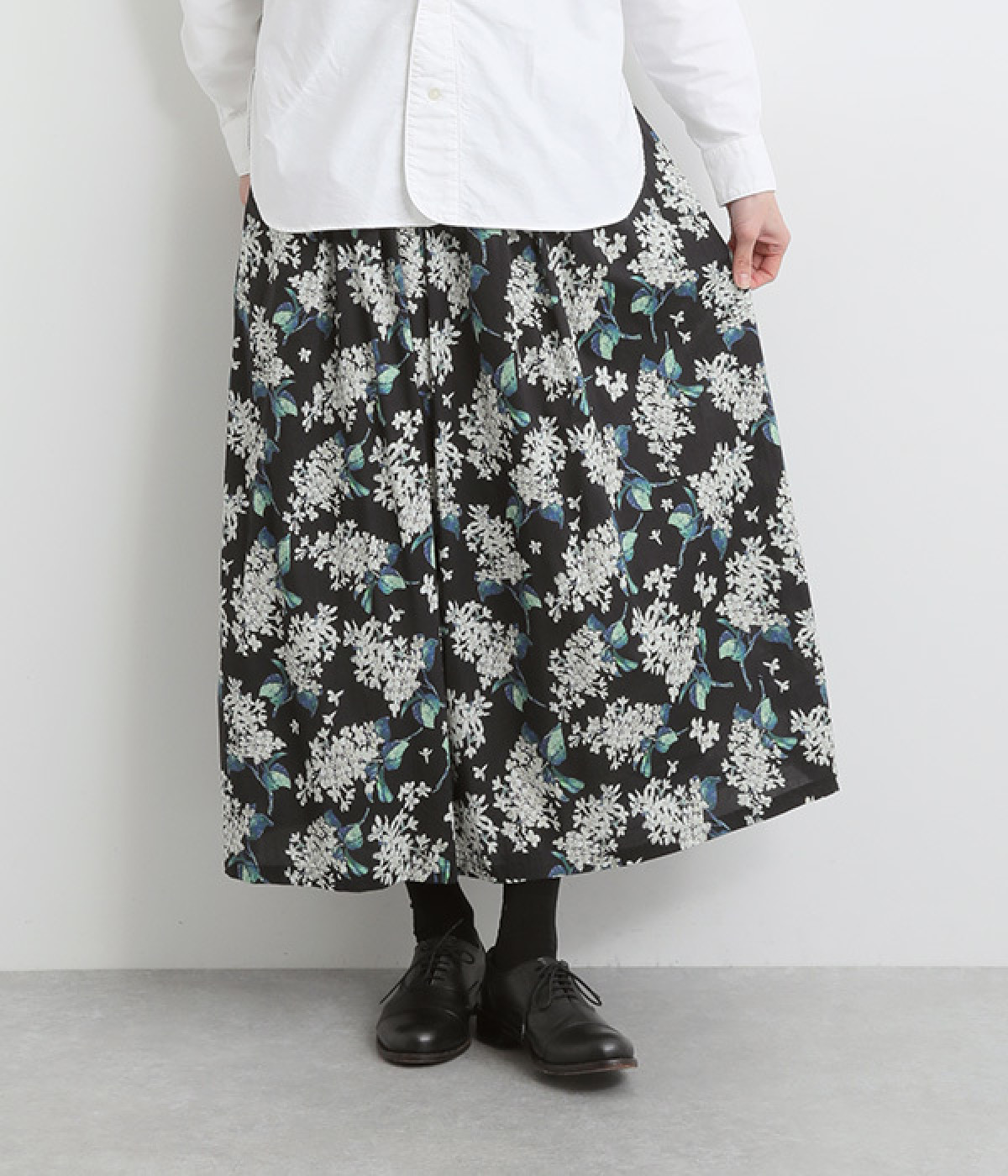 コットンリバティースカート(ビッグフラワー-ONESIZE)