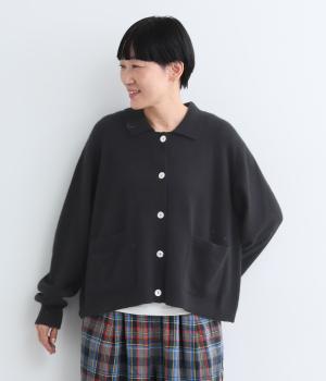 ラクーン襟付きニットカーディガン（ブラック・F）