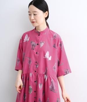 サテンおしり総柄半袖ワンピース