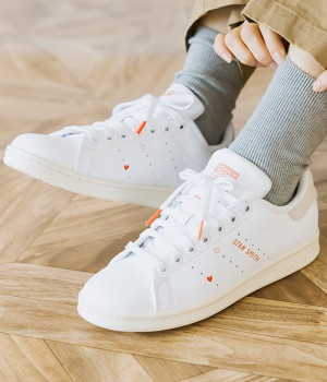 STAN SMITH(フットウェアホワイト/パテモーブ/ブライトレッド-240)