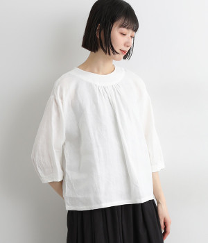 フレンチリネンメロウキャンバスリラクシングワッシャー前ギャザープルオーバー(オフホワイト-ONESIZE)