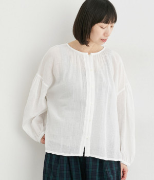 コットンウェービーボイル襟パイピングギャザーブラウス(オフホワイト-ONESIZE)