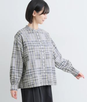 コットンパッチワークパターン　多ボタンブラウス