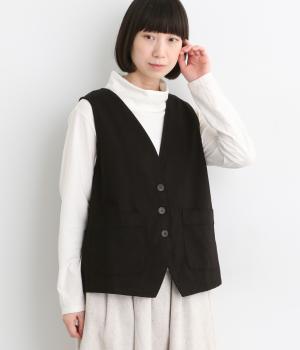 両面起毛Vネック開き後ろタブ付ベスト（ブラック・F）