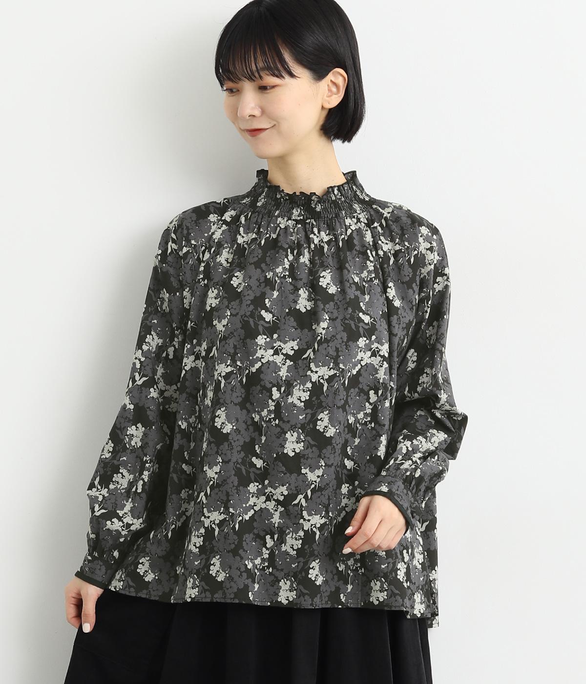 コットン細番手プリントシャーリングブラウス(ブラック-F)