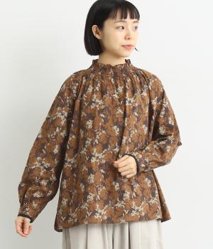 コットン細番手プリントシャーリングブラウス(ブラウン-F)
