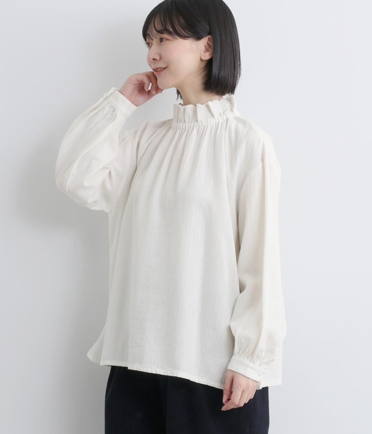 コットンリネン　襟フリルレース刺繍ブラウス(ホワイト-F)