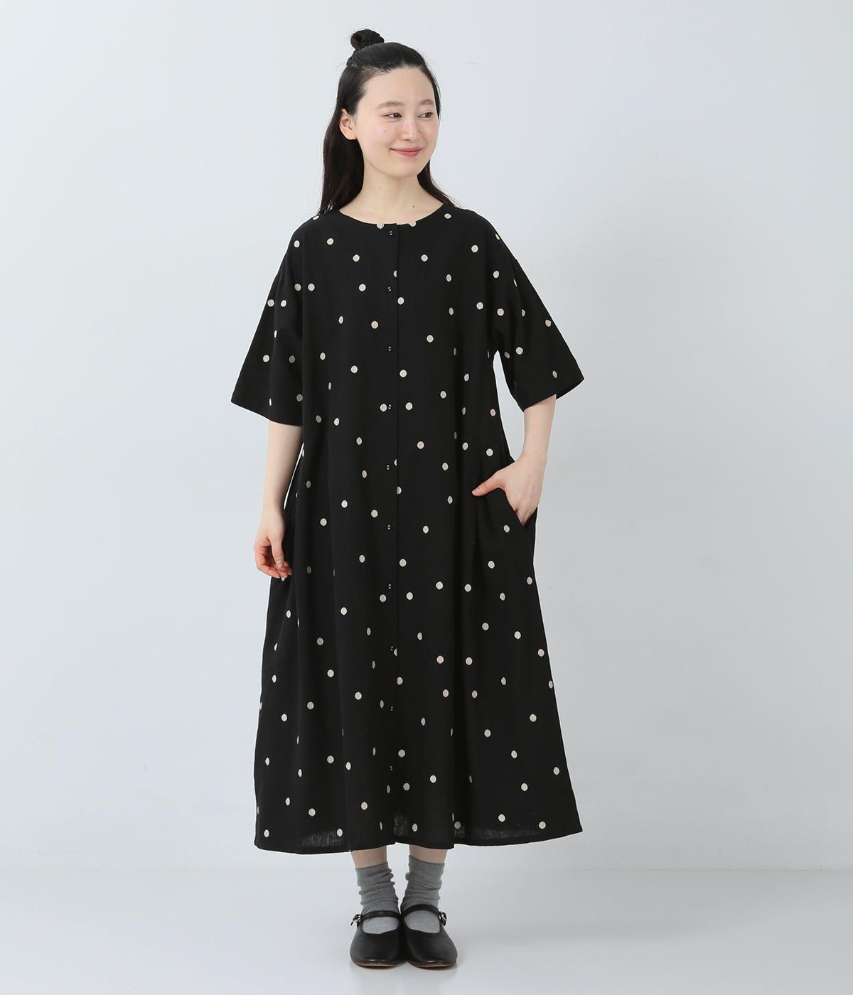 コットンリネンドット刺繍　ワンピース(ブラック-F)