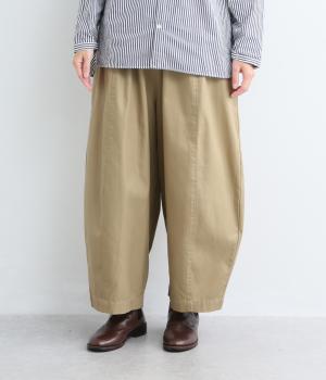 コットンギャバジン切替バルーンパンツ（ベージュ・F）