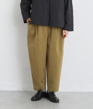 コットン起毛高密度ツイル　タックテーパードパンツ（ベージュ・F）